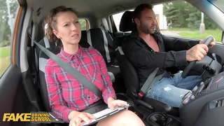 Palsu Memandu Sekolah Belajar Membeli Pengajar Emilia Argan kopi sebelum luar fuck