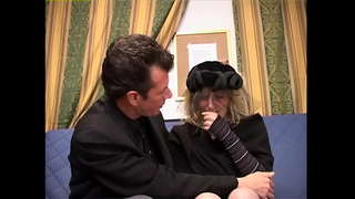 Пятидесятилетние страстно желают жаш мүчөсү - Кларисса, Каалоо, Леди Мэри, Сара