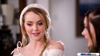 Ра репортерша пачаш манын, тӹдӹн лесбиянка ылын, но кӹзӹт ам пачмы.Грудастый сия тӧрышкӧ тӹдӹм шывшалам, тӹдӹ цӓрӓ а вара ӹшке лицӓжӹм киска сова