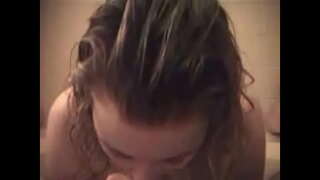 Emaztea Debbie Enarak