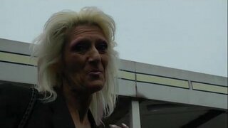 ���క అవ్వ ఆఫ్ చూపిస్తుంది