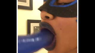 ���ະດັບ Hylton Deepthroats ກ່ອນທີ່ຈະບານໄດ້