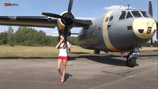 Eroberlin edir Monika бенз Yol nəzarət alman hava limanında