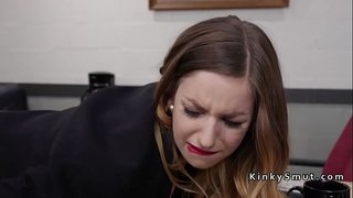 ���ెద్ధ రొమ్ములు బాస్ ఆసన వేళ్లు ఆమె saleswoman