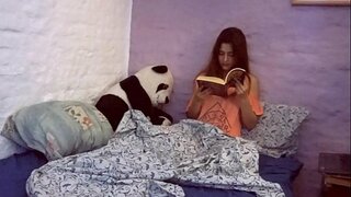 خسرت الامتحان لأن السابق يحصل في غرفتي و يضاجعني حتى أنا متعب جدا