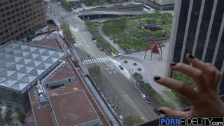 Chad Putih Dimakan Oleh Tentang Anny Aurora