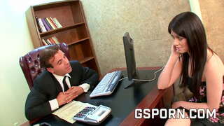 Szexi barna titkár milf szar kemény arc cum