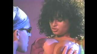 ���වට කාලයක් මචෝ දී අව් කන්නාඩි පිස්සු හැදිලද slutty කළුවර බැල්ලි වෙහෙස මහන්සි වී ඇගේ ඇඟ පුරා මයිල් cunt